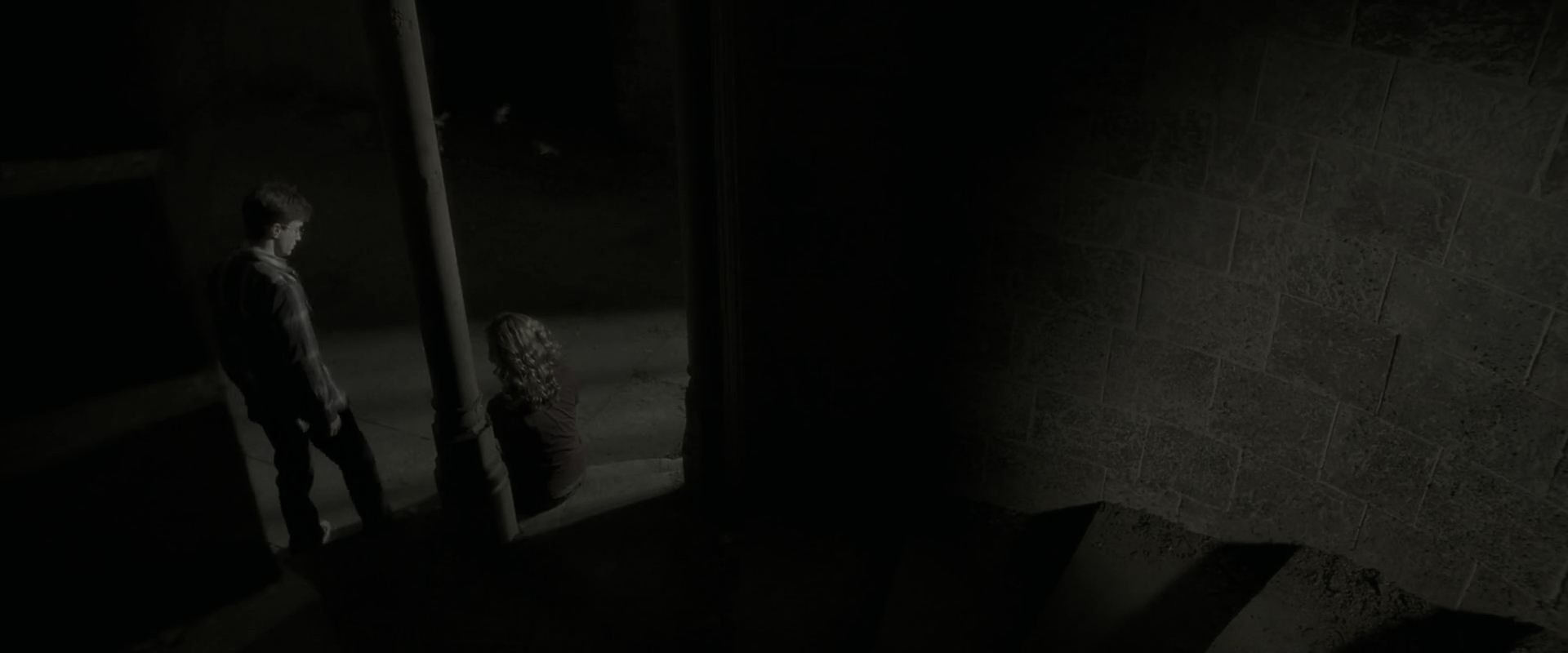 EmmaWatsonFan_dot_nl-HarryPotterAndTheHalfBloodPrince3779.jpg EmmaWatsonFan_dot_nl-HarryPotterAndTheHalfBloodPrince3779.jpg