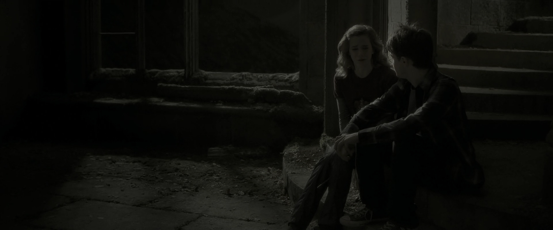 EmmaWatsonFan_dot_nl-HarryPotterAndTheHalfBloodPrince3800.jpg