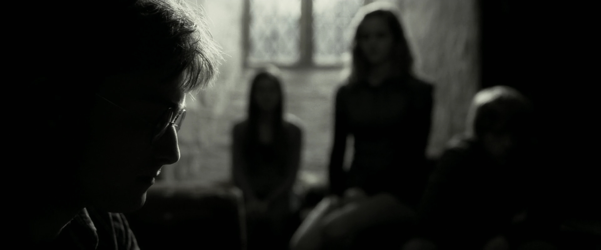 EmmaWatsonFan_dot_nl-HarryPotterAndTheHalfBloodPrince5854.jpg EmmaWatsonFan_dot_nl-HarryPotterAndTheHalfBloodPrince5854.jpg