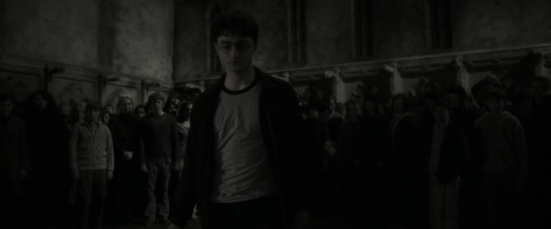 EmmaWatsonFan_dot_nl-HarryPotterAndTheHalfBloodPrince7988.jpg