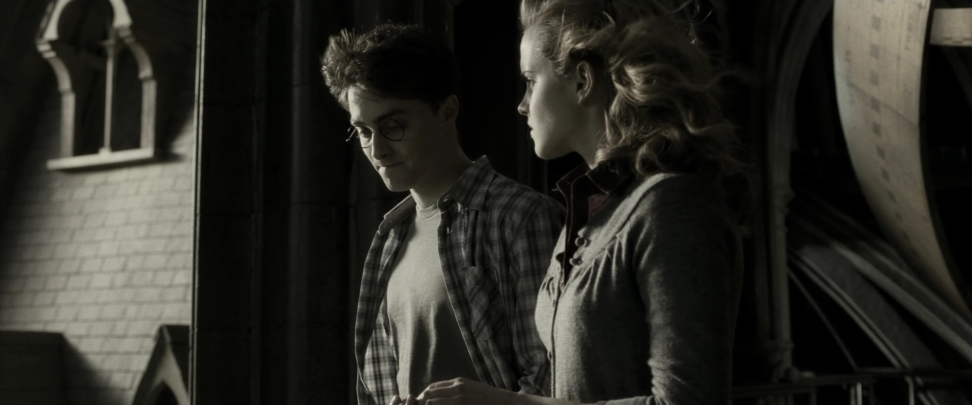 EmmaWatsonFan_dot_nl-HarryPotterAndTheHalfBloodPrince8236.jpg