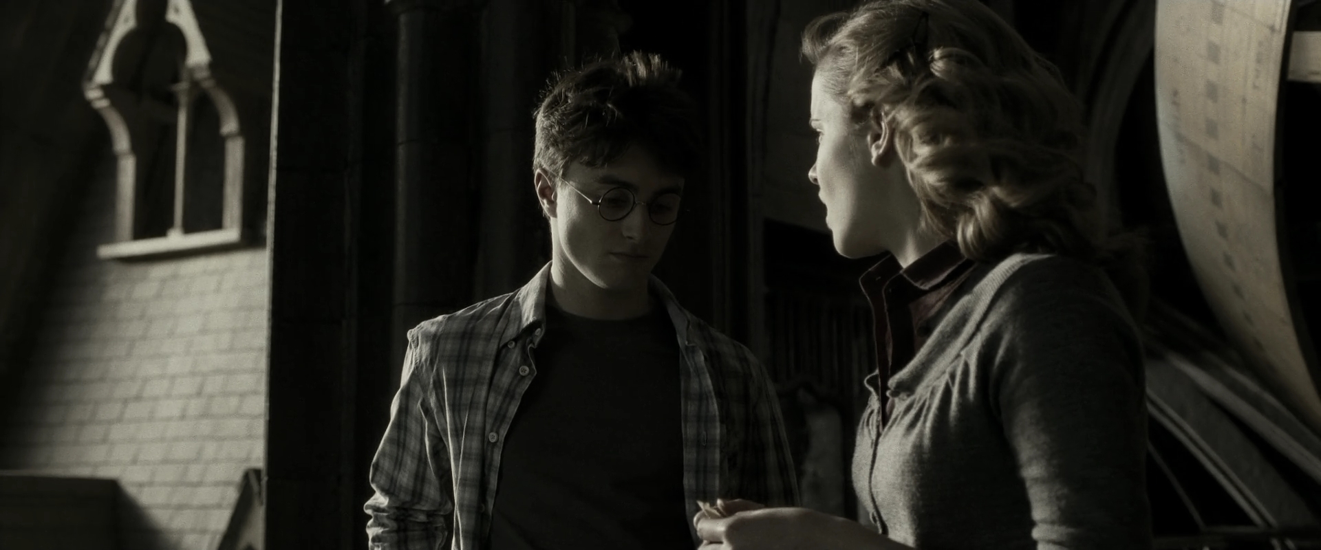 EmmaWatsonFan_dot_nl-HarryPotterAndTheHalfBloodPrince8270.jpg