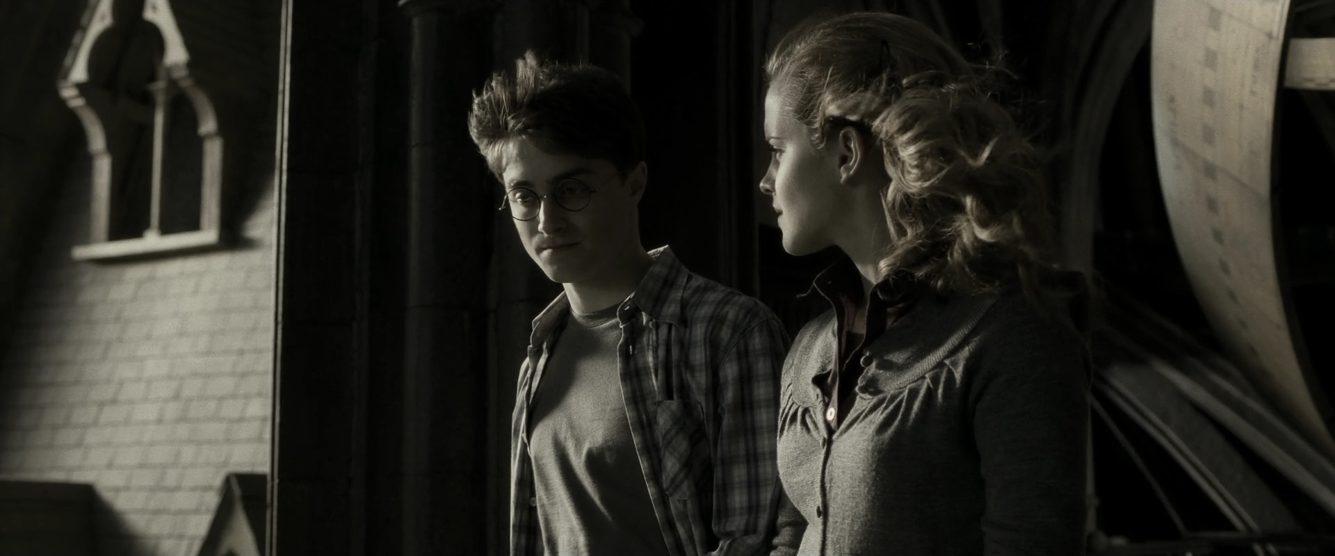 EmmaWatsonFan_dot_nl-HarryPotterAndTheHalfBloodPrince8311.jpg