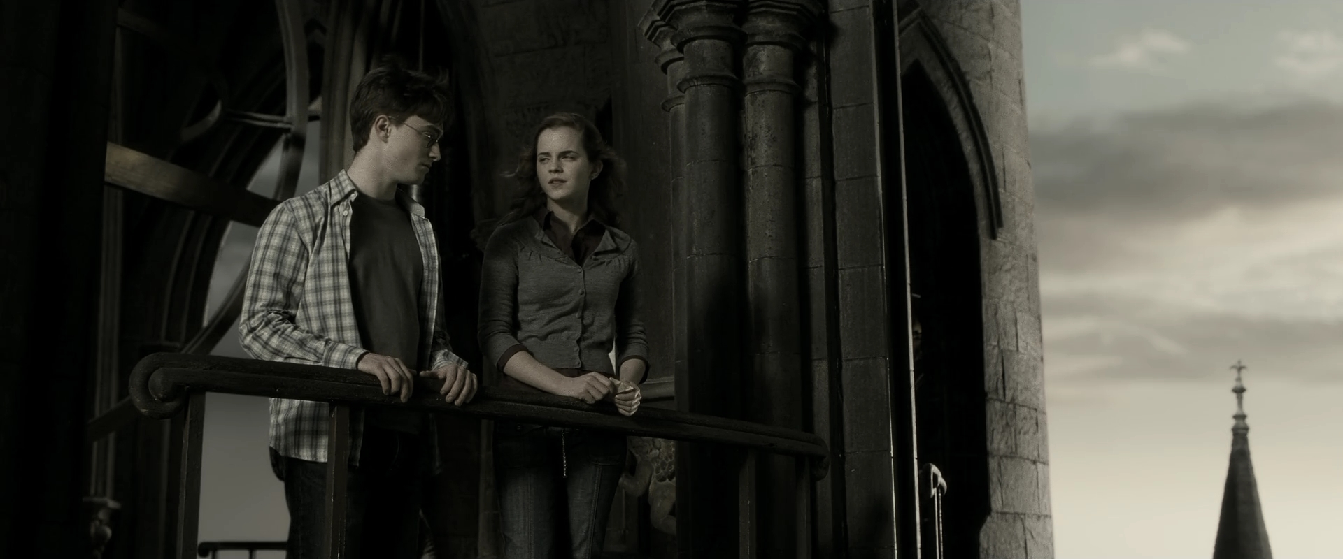 EmmaWatsonFan_dot_nl-HarryPotterAndTheHalfBloodPrince8323.jpg EmmaWatsonFan_dot_nl-HarryPotterAndTheHalfBloodPrince8323.jpg