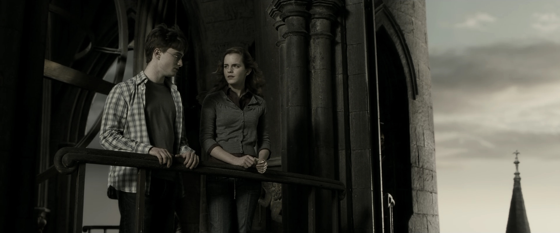 EmmaWatsonFan_dot_nl-HarryPotterAndTheHalfBloodPrince8325.jpg EmmaWatsonFan_dot_nl-HarryPotterAndTheHalfBloodPrince8325.jpg