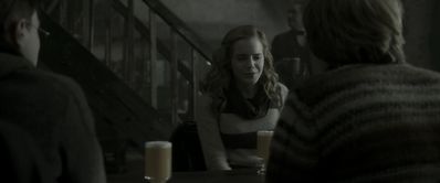 EmmaWatsonFan_dot_nl-HarryPotterAndTheHalfBloodPrince2956.jpg