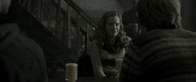 EmmaWatsonFan_dot_nl-HarryPotterAndTheHalfBloodPrince2958.jpg