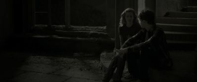 EmmaWatsonFan_dot_nl-HarryPotterAndTheHalfBloodPrince3801.jpg