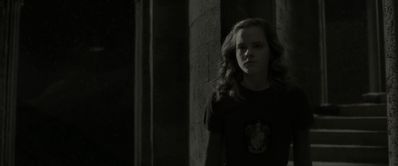 EmmaWatsonFan_dot_nl-HarryPotterAndTheHalfBloodPrince3825.jpg