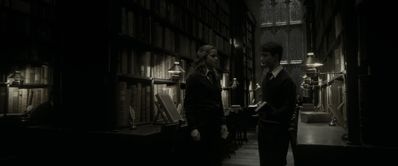 EmmaWatsonFan_dot_nl-HarryPotterAndTheHalfBloodPrince3949.jpg