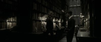 EmmaWatsonFan_dot_nl-HarryPotterAndTheHalfBloodPrince3951.jpg