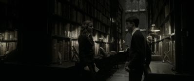 EmmaWatsonFan_dot_nl-HarryPotterAndTheHalfBloodPrince3961.jpg