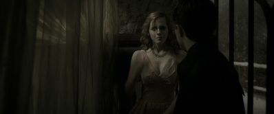 EmmaWatsonFan_dot_nl-HarryPotterAndTheHalfBloodPrince4102.jpg