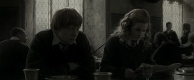 EmmaWatsonFan_dot_nl-HarryPotterAndTheHalfBloodPrince5589.jpg