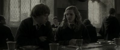 EmmaWatsonFan_dot_nl-HarryPotterAndTheHalfBloodPrince5608.jpg