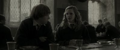 EmmaWatsonFan_dot_nl-HarryPotterAndTheHalfBloodPrince5612.jpg