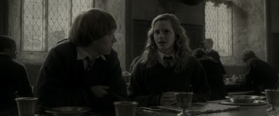 EmmaWatsonFan_dot_nl-HarryPotterAndTheHalfBloodPrince5613.jpg