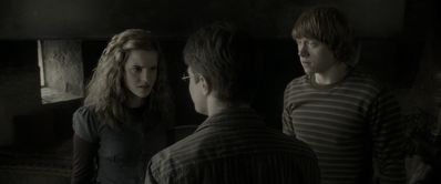 EmmaWatsonFan_dot_nl-HarryPotterAndTheHalfBloodPrince6063.jpg