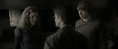 EmmaWatsonFan_dot_nl-HarryPotterAndTheHalfBloodPrince6065.jpg