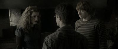 EmmaWatsonFan_dot_nl-HarryPotterAndTheHalfBloodPrince6067.jpg