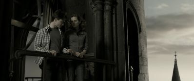 EmmaWatsonFan_dot_nl-HarryPotterAndTheHalfBloodPrince8230.jpg