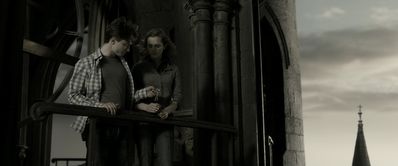 EmmaWatsonFan_dot_nl-HarryPotterAndTheHalfBloodPrince8231.jpg