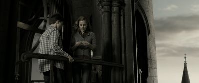 EmmaWatsonFan_dot_nl-HarryPotterAndTheHalfBloodPrince8252.jpg