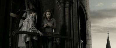 EmmaWatsonFan_dot_nl-HarryPotterAndTheHalfBloodPrince8256.jpg