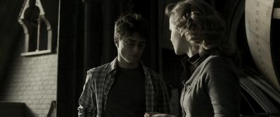 EmmaWatsonFan_dot_nl-HarryPotterAndTheHalfBloodPrince8271.jpg