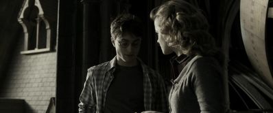 EmmaWatsonFan_dot_nl-HarryPotterAndTheHalfBloodPrince8275.jpg