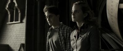 EmmaWatsonFan_dot_nl-HarryPotterAndTheHalfBloodPrince8302.jpg