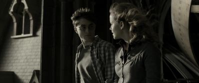 EmmaWatsonFan_dot_nl-HarryPotterAndTheHalfBloodPrince8320.jpg