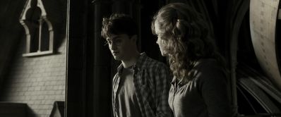 EmmaWatsonFan_dot_nl-HarryPotterAndTheHalfBloodPrince8335.jpg