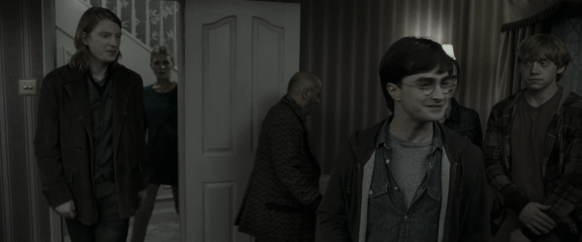 EmmaWatsonFan_dot_nl-HarryPotterAndTheDeathlyHallowsPart1-0676.jpg EmmaWatsonFan_dot_nl-HarryPotterAndTheDeathlyHallowsPart1-0676.jpg