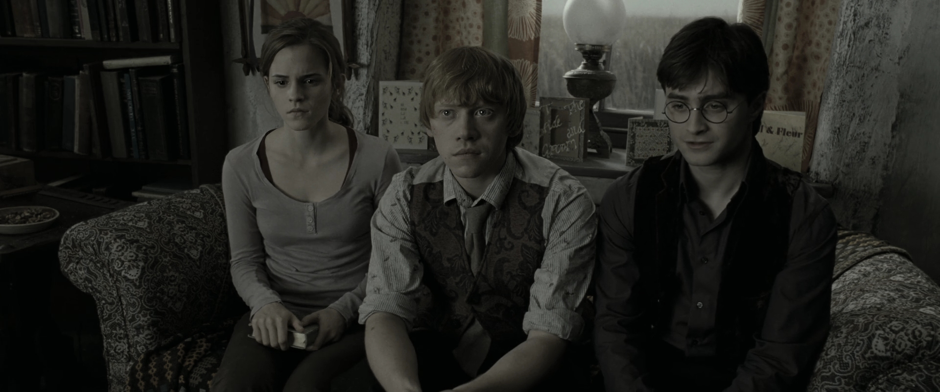 EmmaWatsonFan_dot_nl-HarryPotterAndTheDeathlyHallowsPart1-1751.jpg