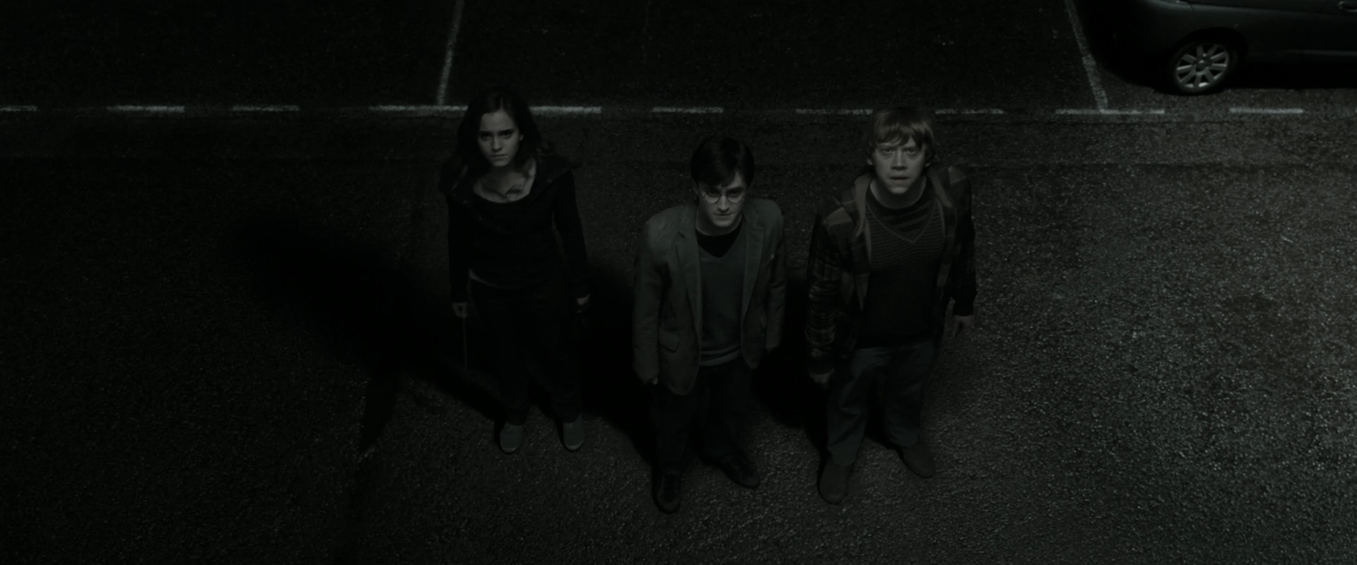 EmmaWatsonFan_dot_nl-HarryPotterAndTheDeathlyHallowsPart1-2356.jpg EmmaWatsonFan_dot_nl-HarryPotterAndTheDeathlyHallowsPart1-2356.jpg