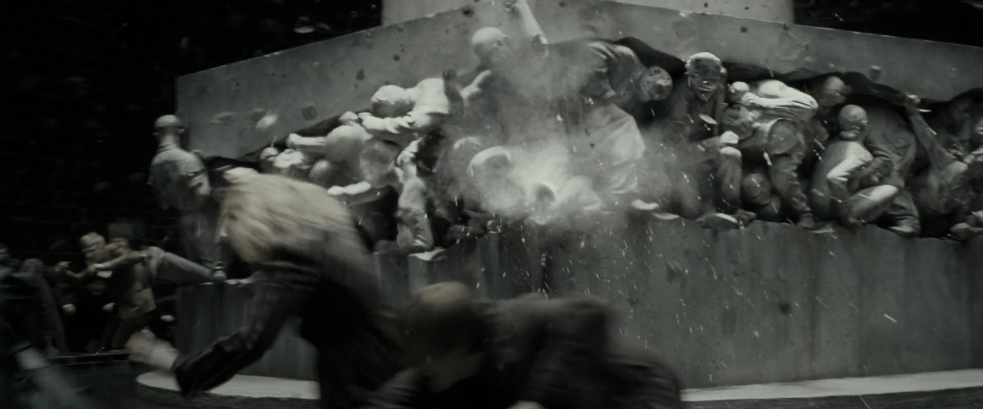 EmmaWatsonFan_dot_nl-HarryPotterAndTheDeathlyHallowsPart1-3645.jpg EmmaWatsonFan_dot_nl-HarryPotterAndTheDeathlyHallowsPart1-3645.jpg