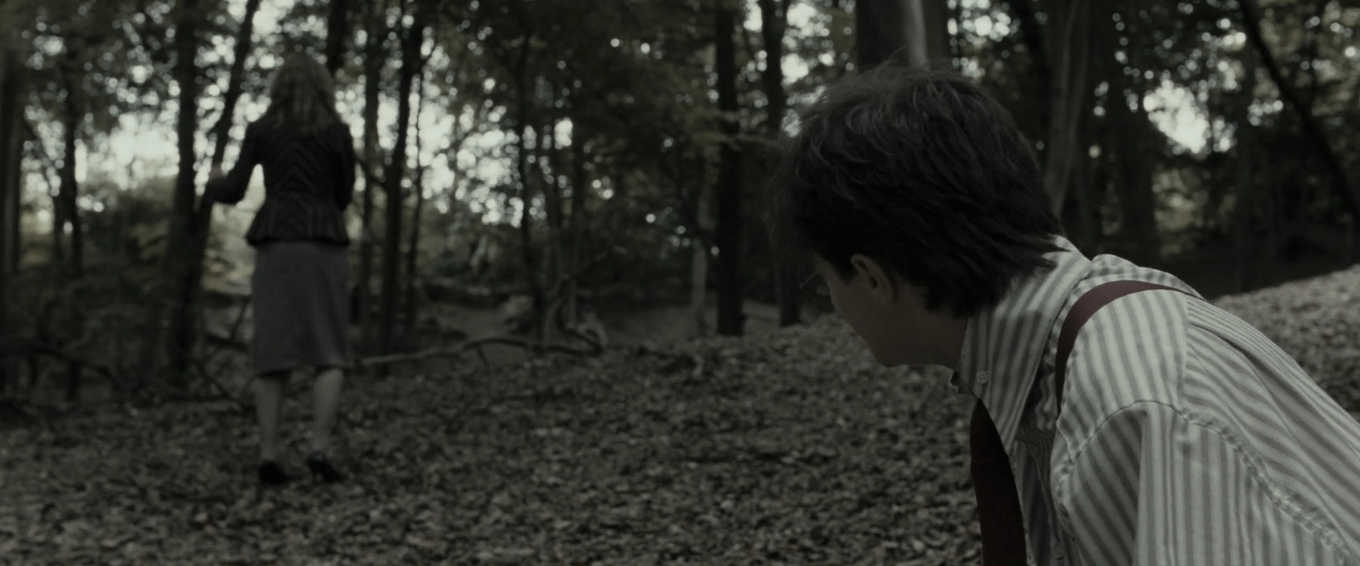 EmmaWatsonFan_dot_nl-HarryPotterAndTheDeathlyHallowsPart1-3812.jpg EmmaWatsonFan_dot_nl-HarryPotterAndTheDeathlyHallowsPart1-3812.jpg