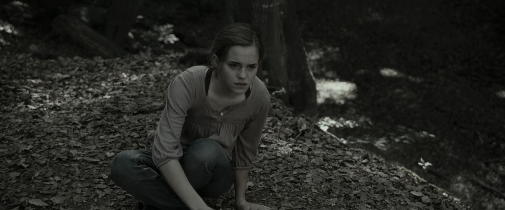 EmmaWatsonFan_dot_nl-HarryPotterAndTheDeathlyHallowsPart1-3999.jpg EmmaWatsonFan_dot_nl-HarryPotterAndTheDeathlyHallowsPart1-3999.jpg