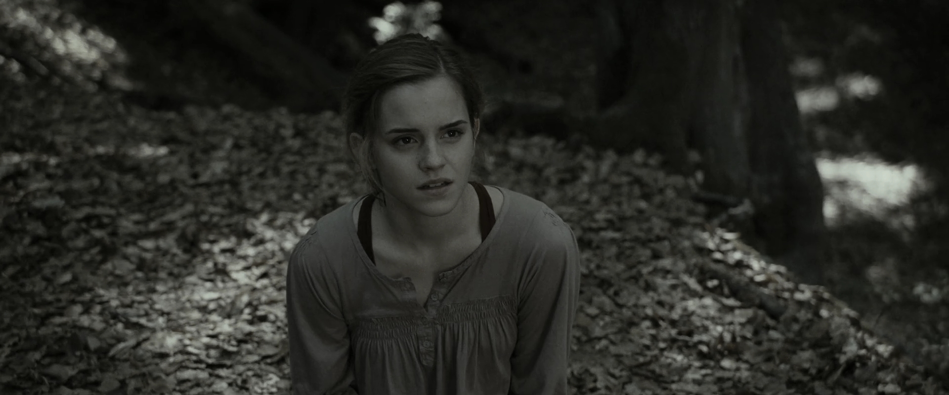 EmmaWatsonFan_dot_nl-HarryPotterAndTheDeathlyHallowsPart1-4039.jpg EmmaWatsonFan_dot_nl-HarryPotterAndTheDeathlyHallowsPart1-4039.jpg