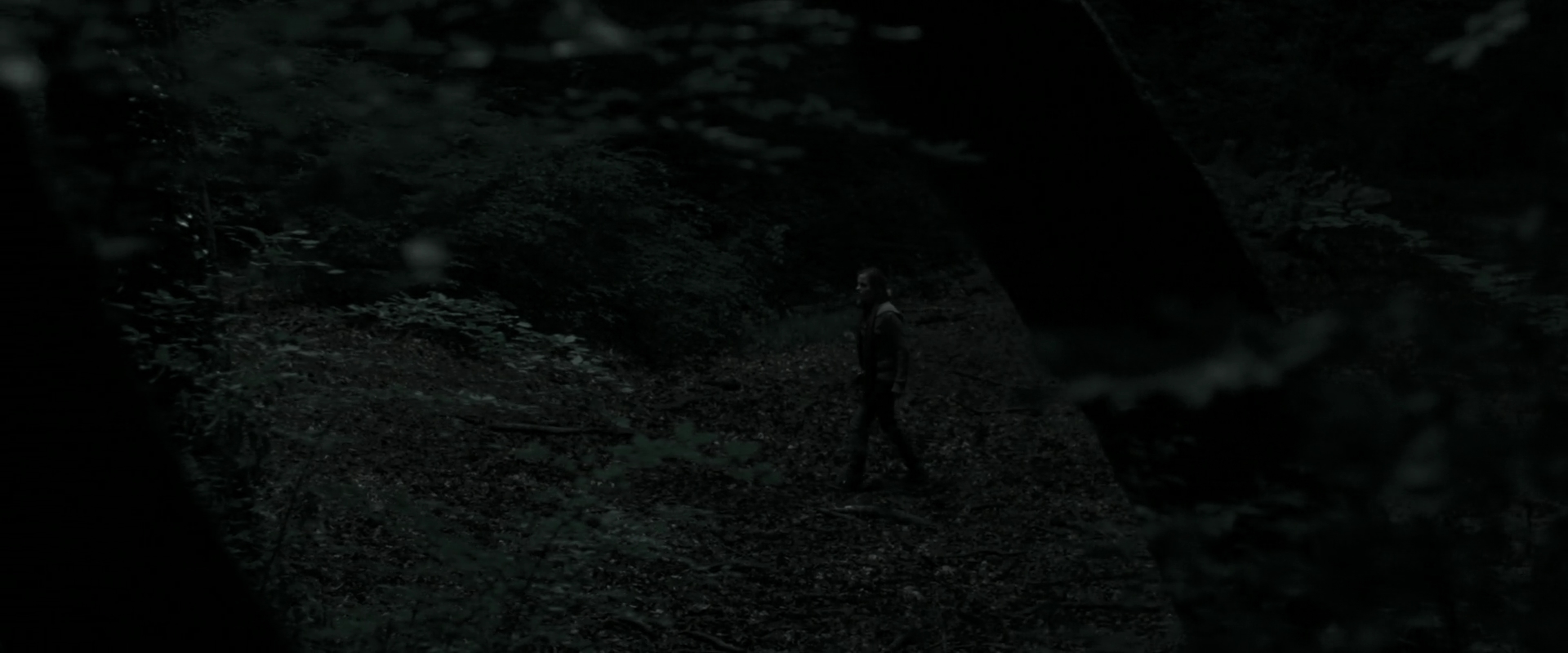 EmmaWatsonFan_dot_nl-HarryPotterAndTheDeathlyHallowsPart1-4110.jpg EmmaWatsonFan_dot_nl-HarryPotterAndTheDeathlyHallowsPart1-4110.jpg