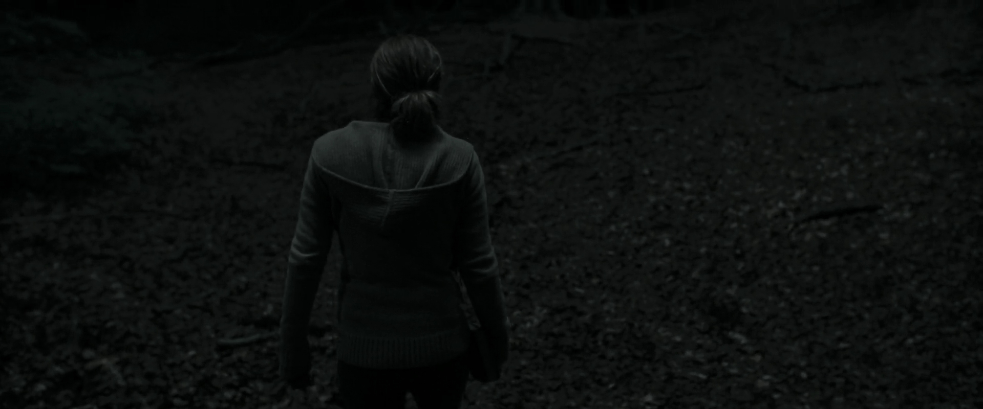 EmmaWatsonFan_dot_nl-HarryPotterAndTheDeathlyHallowsPart1-4117.jpg EmmaWatsonFan_dot_nl-HarryPotterAndTheDeathlyHallowsPart1-4117.jpg