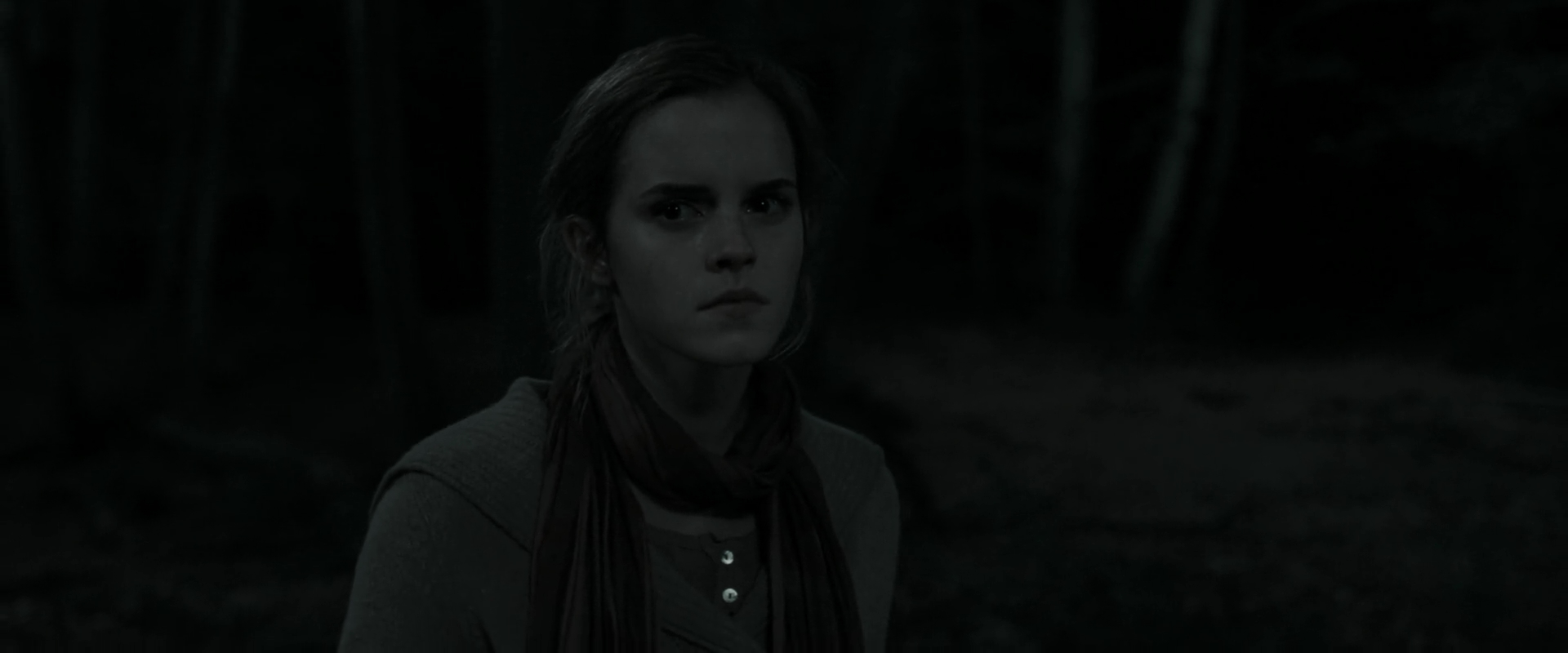 EmmaWatsonFan_dot_nl-HarryPotterAndTheDeathlyHallowsPart1-4150.jpg EmmaWatsonFan_dot_nl-HarryPotterAndTheDeathlyHallowsPart1-4150.jpg