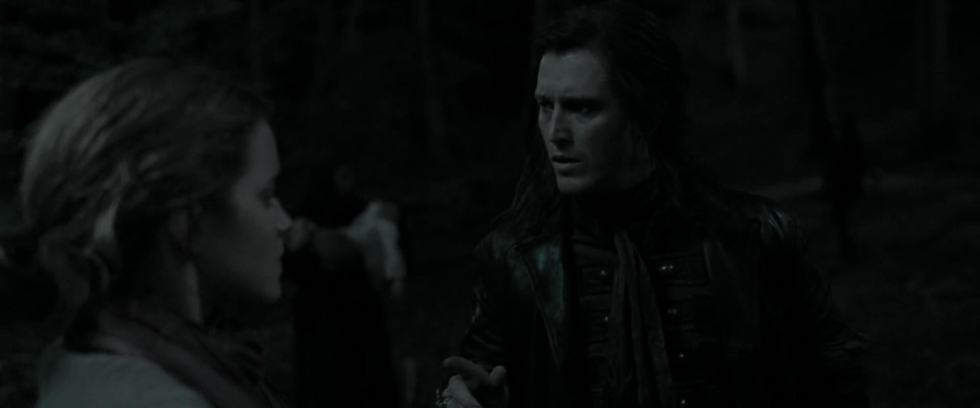 EmmaWatsonFan_dot_nl-HarryPotterAndTheDeathlyHallowsPart1-4173.jpg EmmaWatsonFan_dot_nl-HarryPotterAndTheDeathlyHallowsPart1-4173.jpg