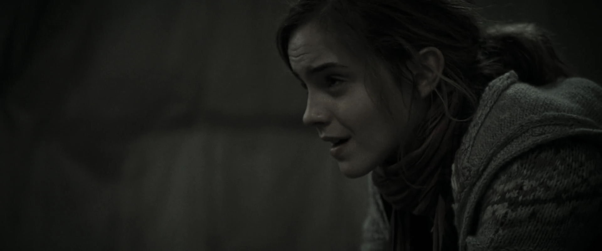 EmmaWatsonFan_dot_nl-HarryPotterAndTheDeathlyHallowsPart1-4367.jpg EmmaWatsonFan_dot_nl-HarryPotterAndTheDeathlyHallowsPart1-4367.jpg