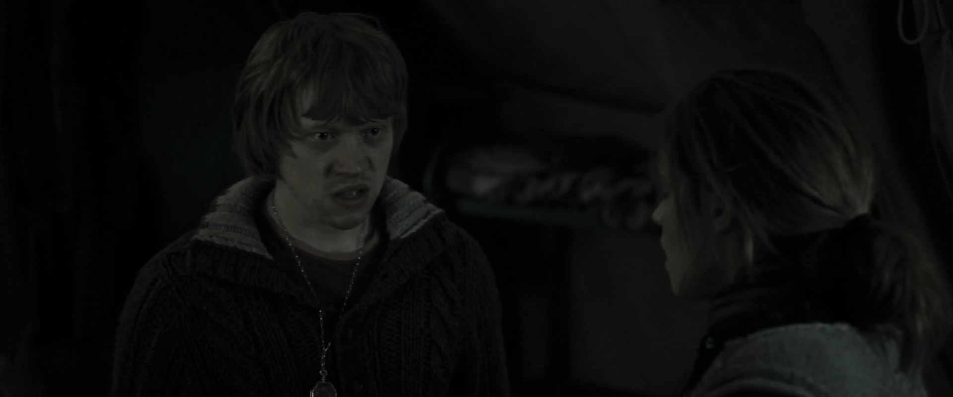 EmmaWatsonFan_dot_nl-HarryPotterAndTheDeathlyHallowsPart1-4481.jpg EmmaWatsonFan_dot_nl-HarryPotterAndTheDeathlyHallowsPart1-4481.jpg