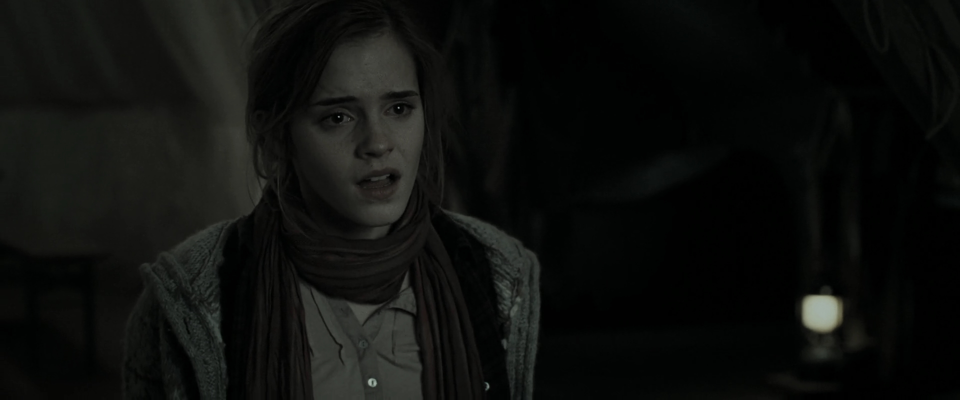 EmmaWatsonFan_dot_nl-HarryPotterAndTheDeathlyHallowsPart1-4538.jpg EmmaWatsonFan_dot_nl-HarryPotterAndTheDeathlyHallowsPart1-4538.jpg