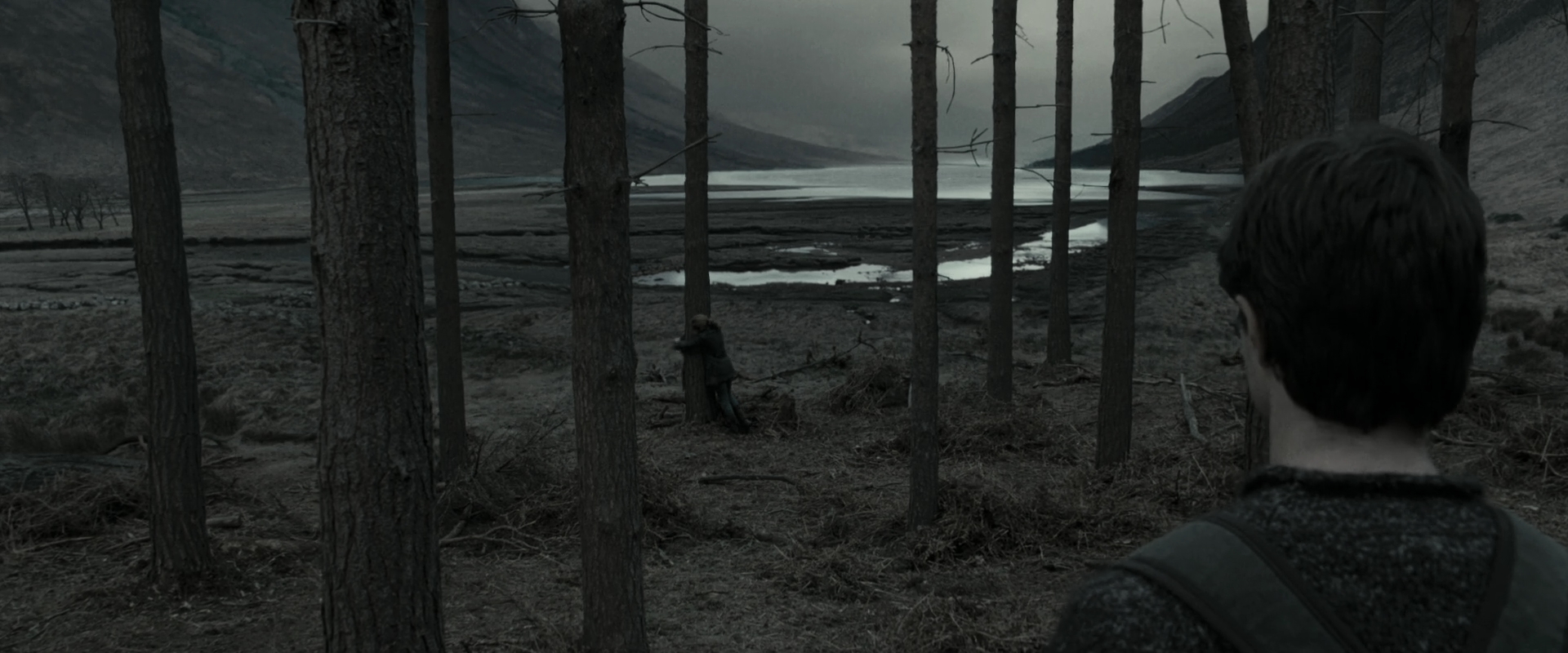 EmmaWatsonFan_dot_nl-HarryPotterAndTheDeathlyHallowsPart1-4582.jpg EmmaWatsonFan_dot_nl-HarryPotterAndTheDeathlyHallowsPart1-4582.jpg