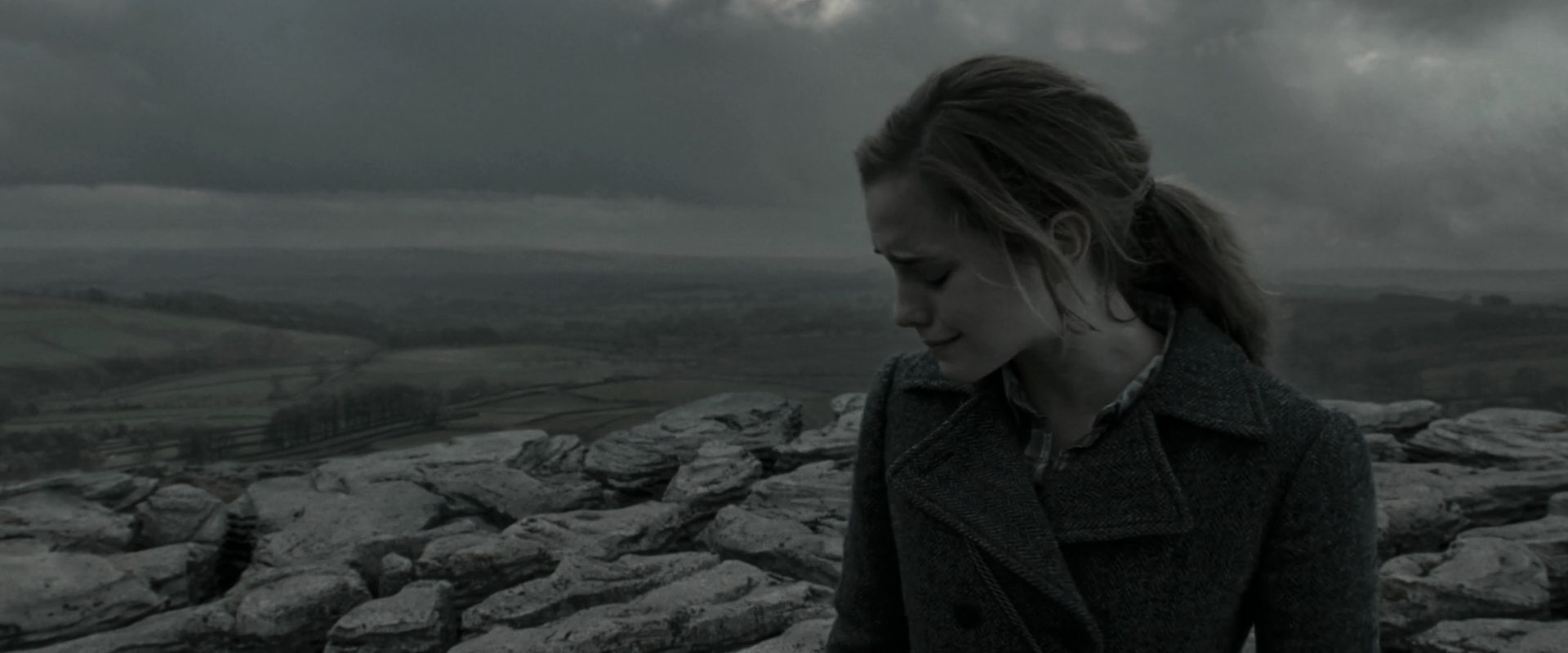 EmmaWatsonFan_dot_nl-HarryPotterAndTheDeathlyHallowsPart1-4615.jpg EmmaWatsonFan_dot_nl-HarryPotterAndTheDeathlyHallowsPart1-4615.jpg