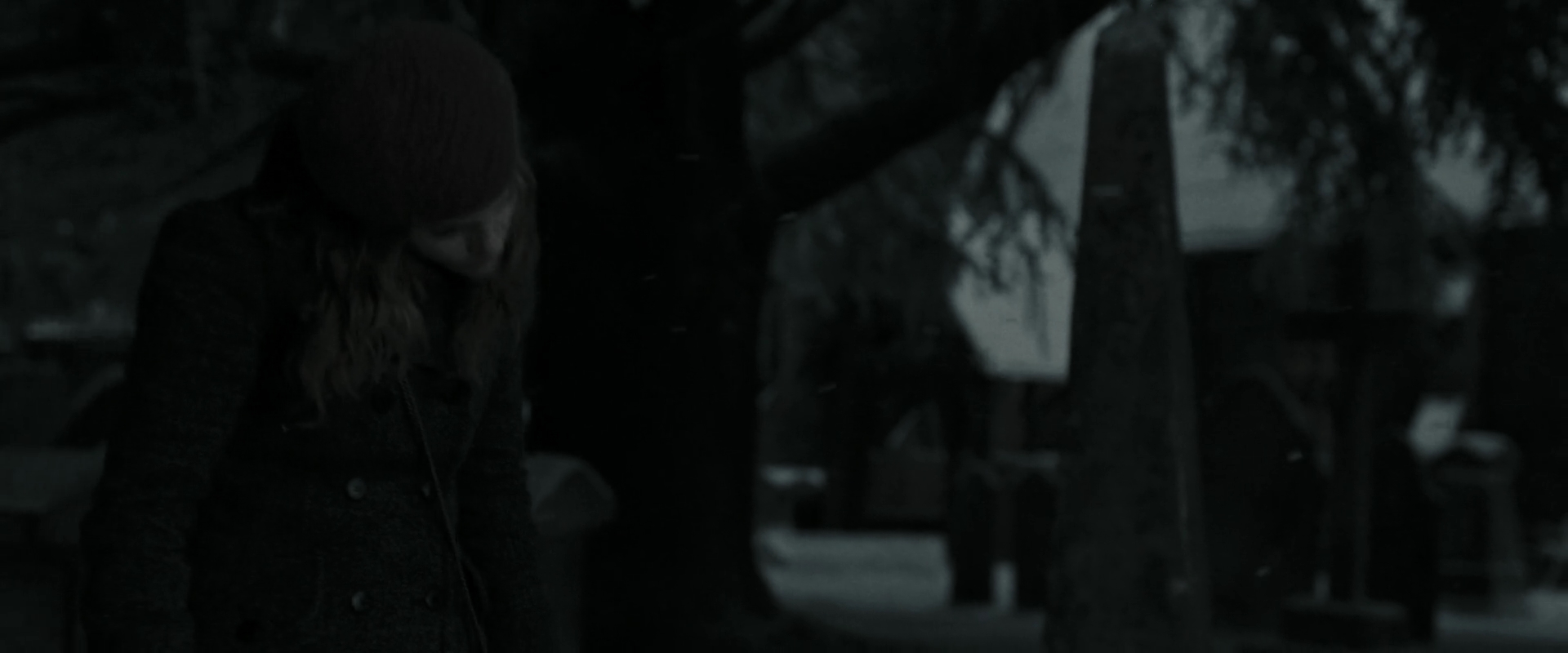 EmmaWatsonFan_dot_nl-HarryPotterAndTheDeathlyHallowsPart1-5026.jpg EmmaWatsonFan_dot_nl-HarryPotterAndTheDeathlyHallowsPart1-5026.jpg